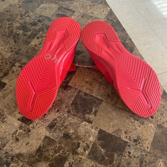 Puma Soft Foam Comfort Shoes - Picture 3 of 5